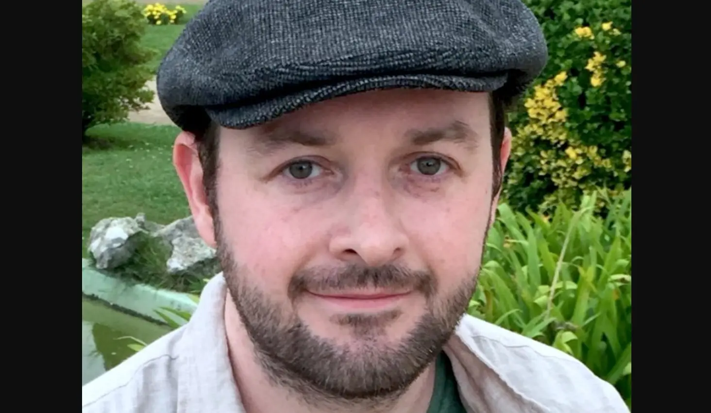 Ahora tiene 43 años y está casado con Dara Epstein. Actualmente se encuentra alejado de la actuación.