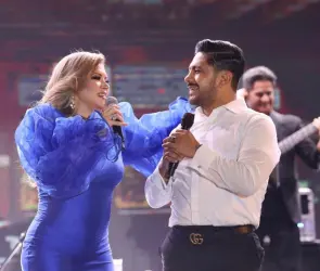 Abuchean a alcalde de Neza por decir que a la gente no le alcanza para comprar un boleto en concierto gratuito