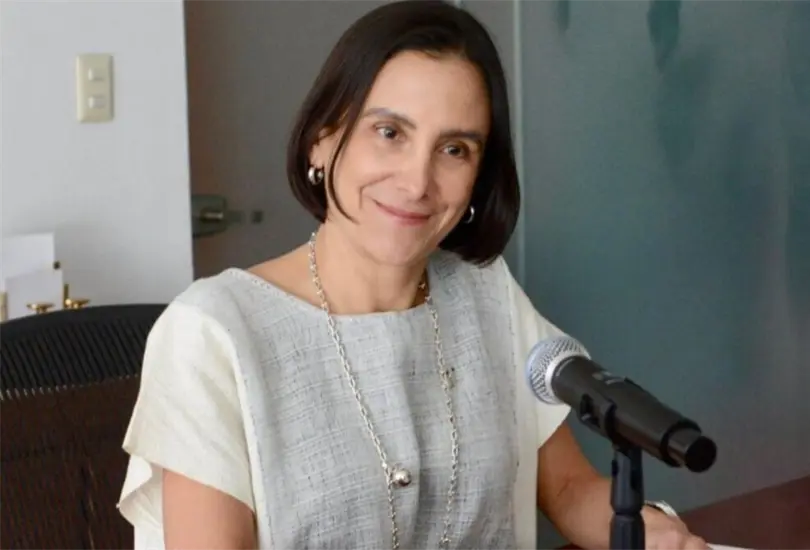 Luz Elena Gonz&aacute;lez destac&oacute; la creaci&oacute;n de un comit&eacute; que regula contratos y permisos de la Sener. 