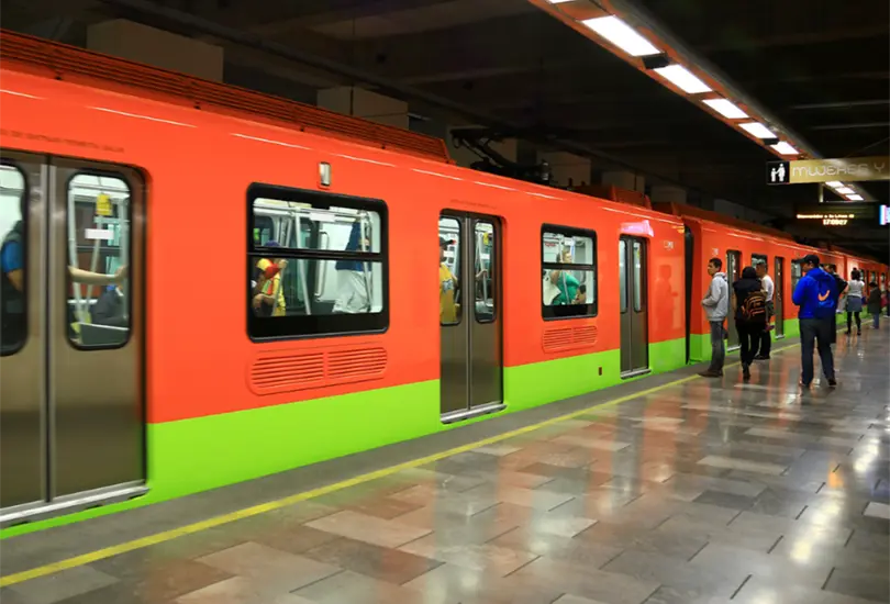 No paran los casos de pinchazos en el Metro.