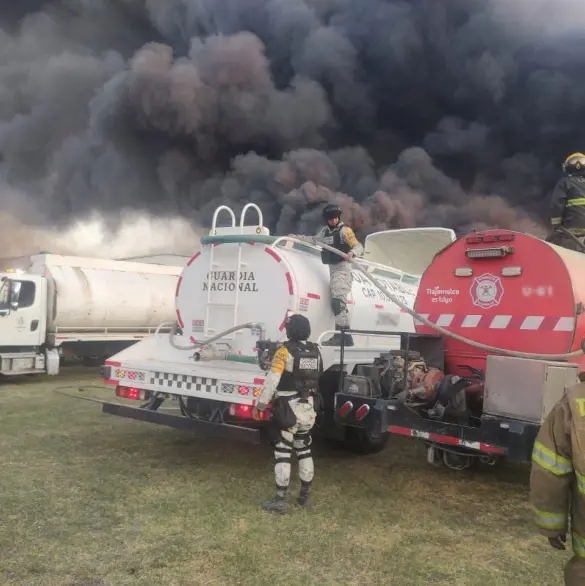 Así se vivió el incendio industrial que paralizó Tlaquepaque y dejó 15 heridos
