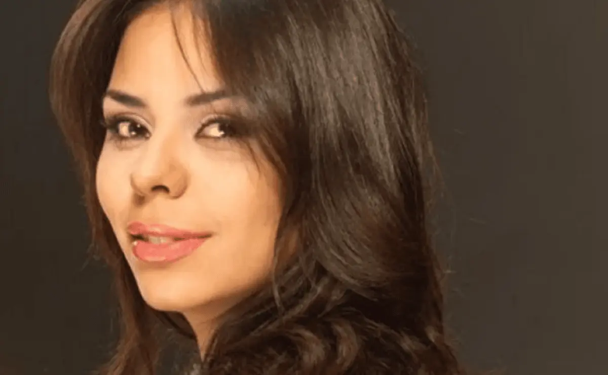 Hoy tiene 43 a&ntilde;os y reparte su vida entre dos ciudades: Ciudad de M&eacute;xico y San Francisco, Estados Unidos.