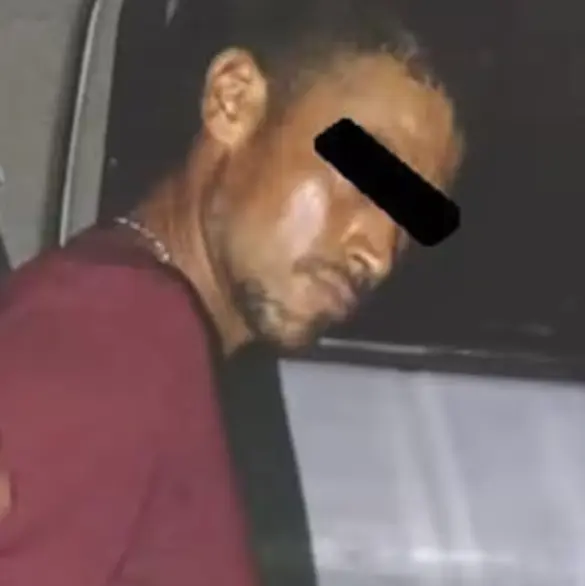 Hombre ordena a su pitbull atacar a vecina que lo denunció