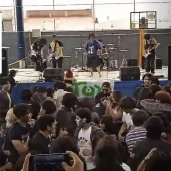 Filtran video de los últimos momentos con vida del alumno del CCH Naucalpan que murió tras desmayarse en concierto
