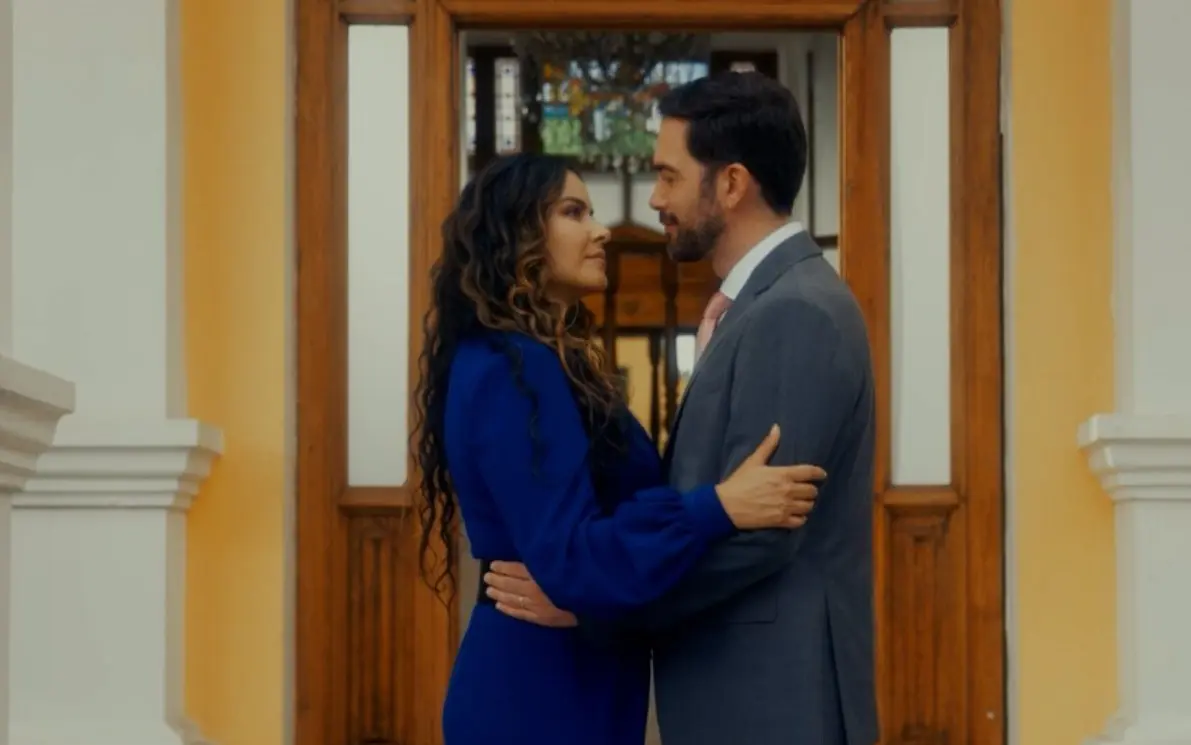 12 años después, Jazmín se casa con Fernando, el hijo de Remigio, y regresa para vengarse.