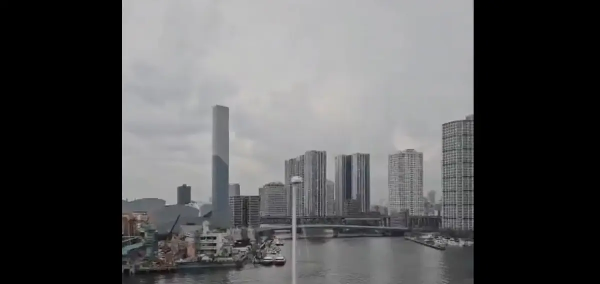 Paisajes de Tokio desde el Metro. X: @RicardoAlemanMx.