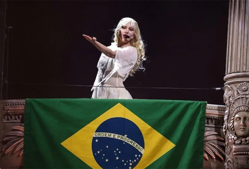 Polic&iacute;a de Brasil impide ataque con bomba en show de Lady Gaga