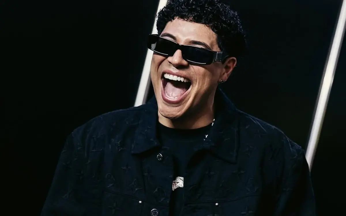 Eduin Caz es el vocalista de Grupo Firme. IG: eduincaz.