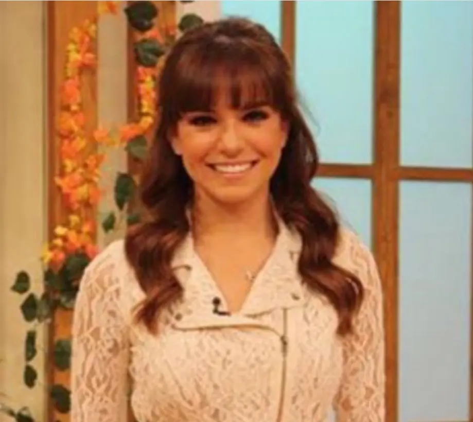 Fue descubierta por productores locales durante un evento infantil, lo que marc&oacute; el inicio de su camino en la televisi&oacute;n.<br>