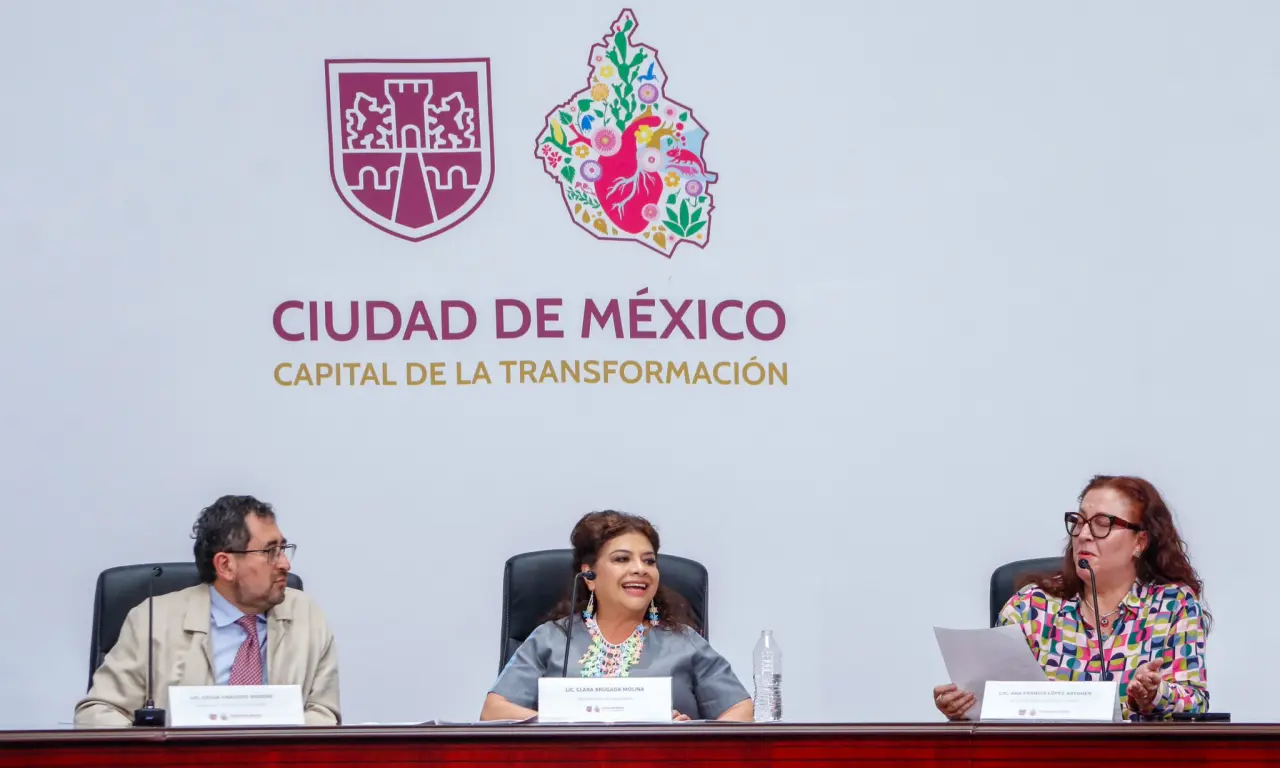  Clara Brugada asegura que no habrá más migrantes en las calles de CDMX este mes 