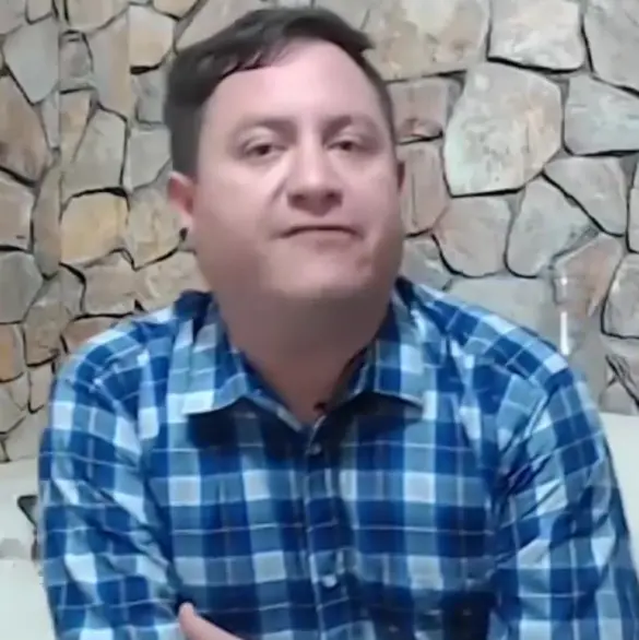 Revelan que novia del influencer El Coyote Consentido le llevaba niños al penal para que abusara de ellos
