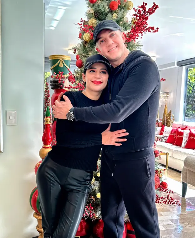 Posaron juntos en Navidad. X.