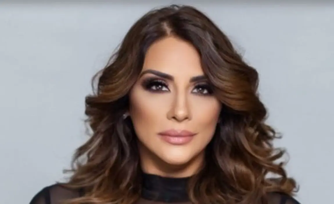 En 2002 fue seleccionada como participante del reality show 'Big Brother México', convirtiéndose en una figura polémica del programa.