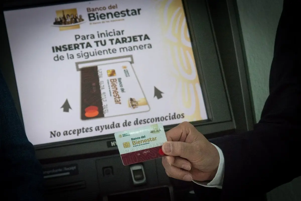 En el Banco del Bienestar no hay comisión si retiras con tu tarjeta. Cuartoscuro.