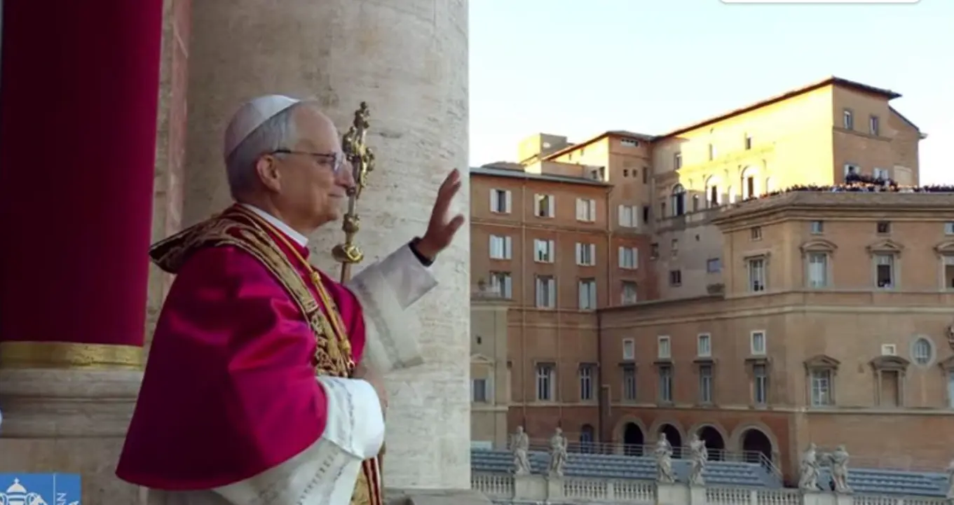  Robert Prevost se constituye como en líder de El Vaticano y pastor máximo de la Iglesia Católica.
 