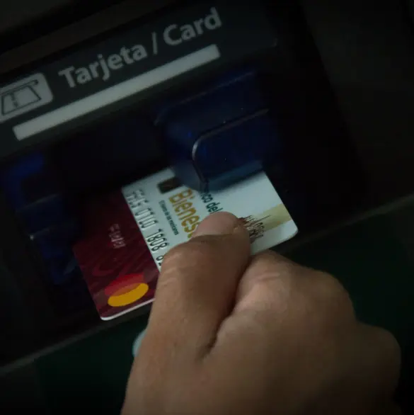 ¿Cuánto cobra el cajero por retirar dinero con tarjeta del Banco del Bienestar?