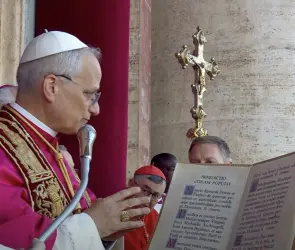 Si me permiten una palabra: Nuevo Papa, Robert Prevost, sorprende con discurso en español