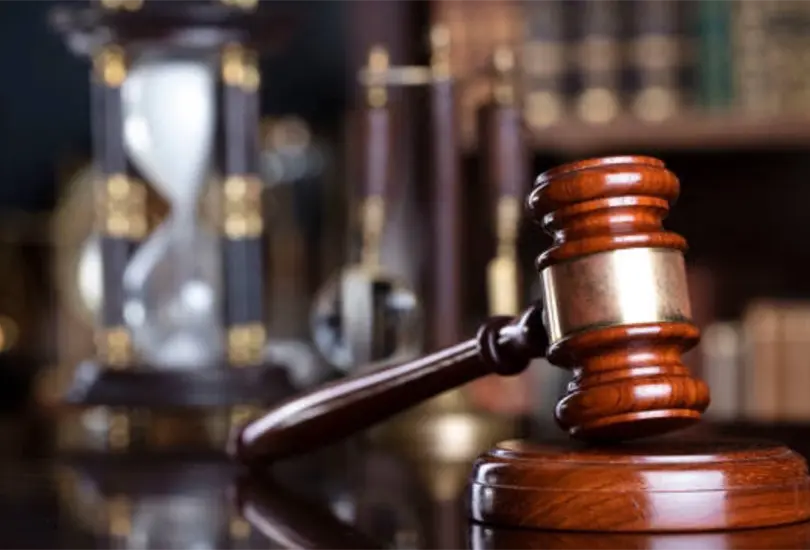 Ni el narco ni las malas calificaciones los bajan: INE avala candidatura judicial