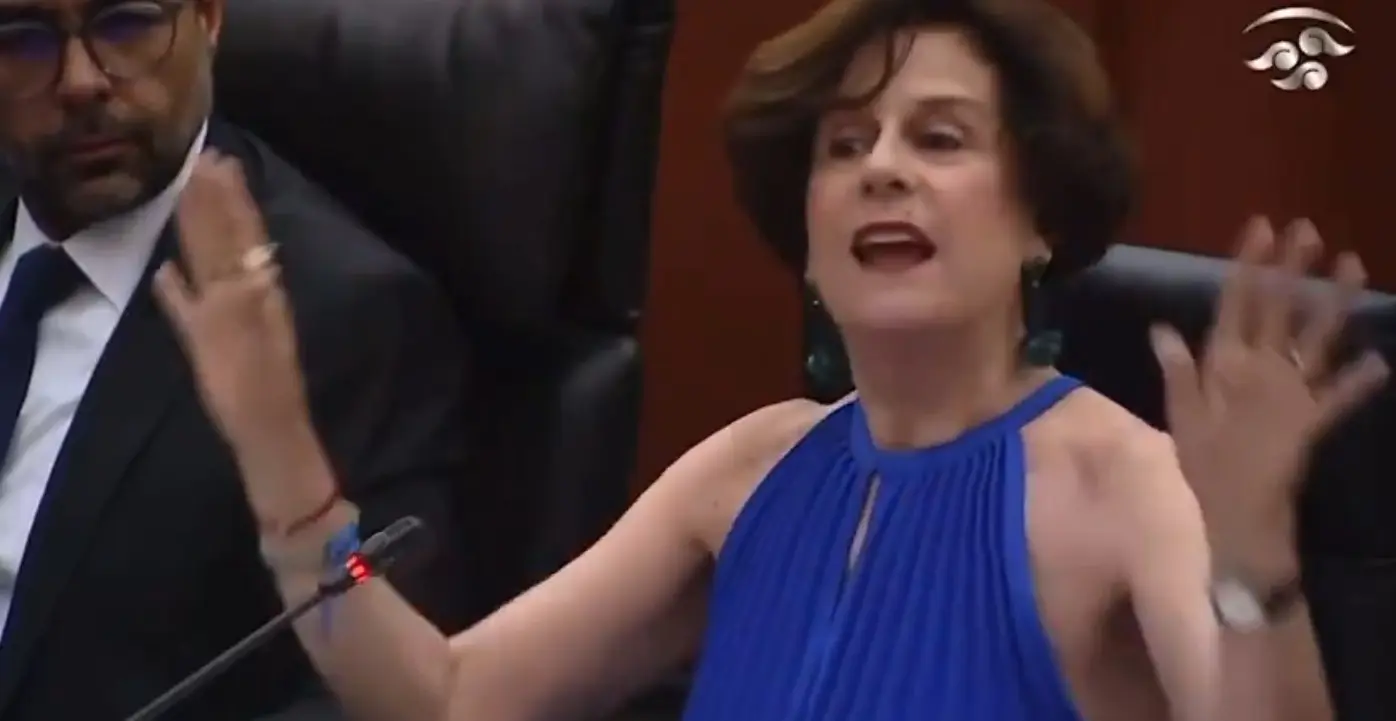  Denise Dresser no respetó su tiempo. 