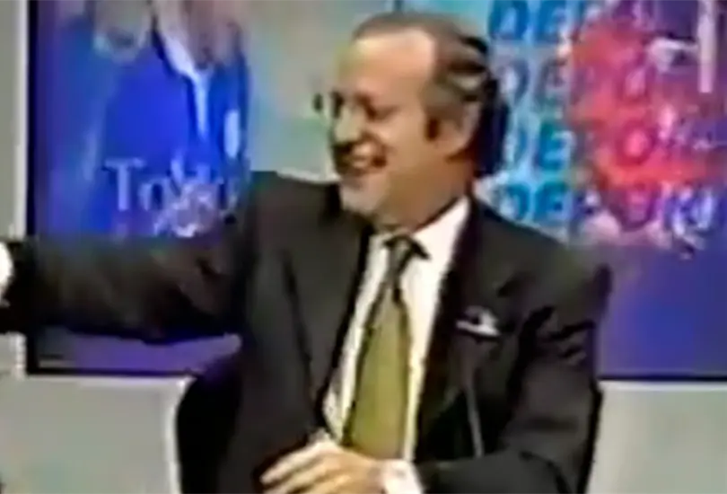 Resurge video de Jos&eacute; Ram&oacute;n con bolsa blanca en programa en vivo.