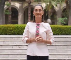 "Cuidemos a las mamás no solamente hoy sino todo el año": Sheinbaum por el Día de las Madres 