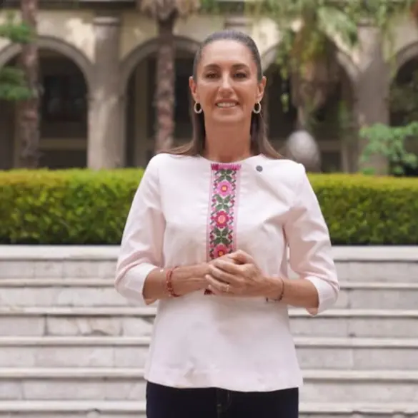 "Cuidemos a las mamás no solamente hoy sino todo el año": Sheinbaum por el Día de las Madres 