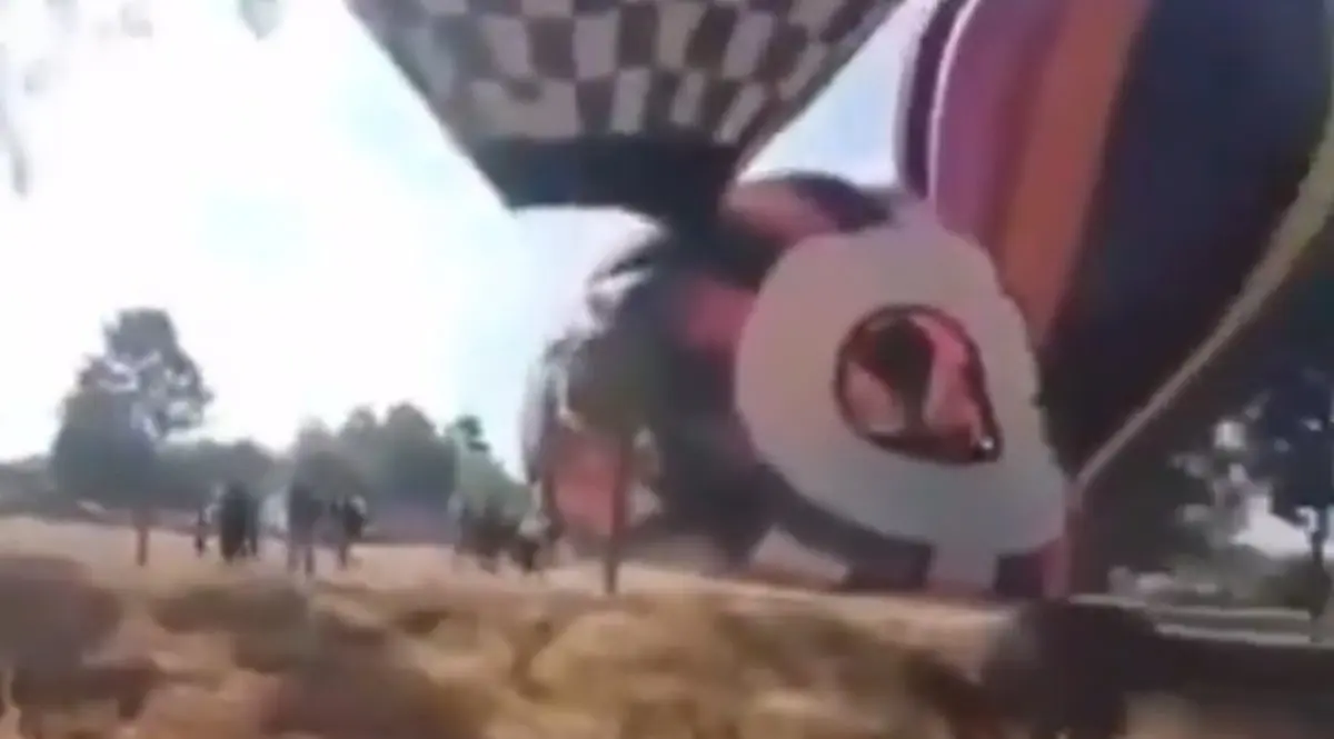 El globo aerostático se incendió antes de elevarse. Especial.