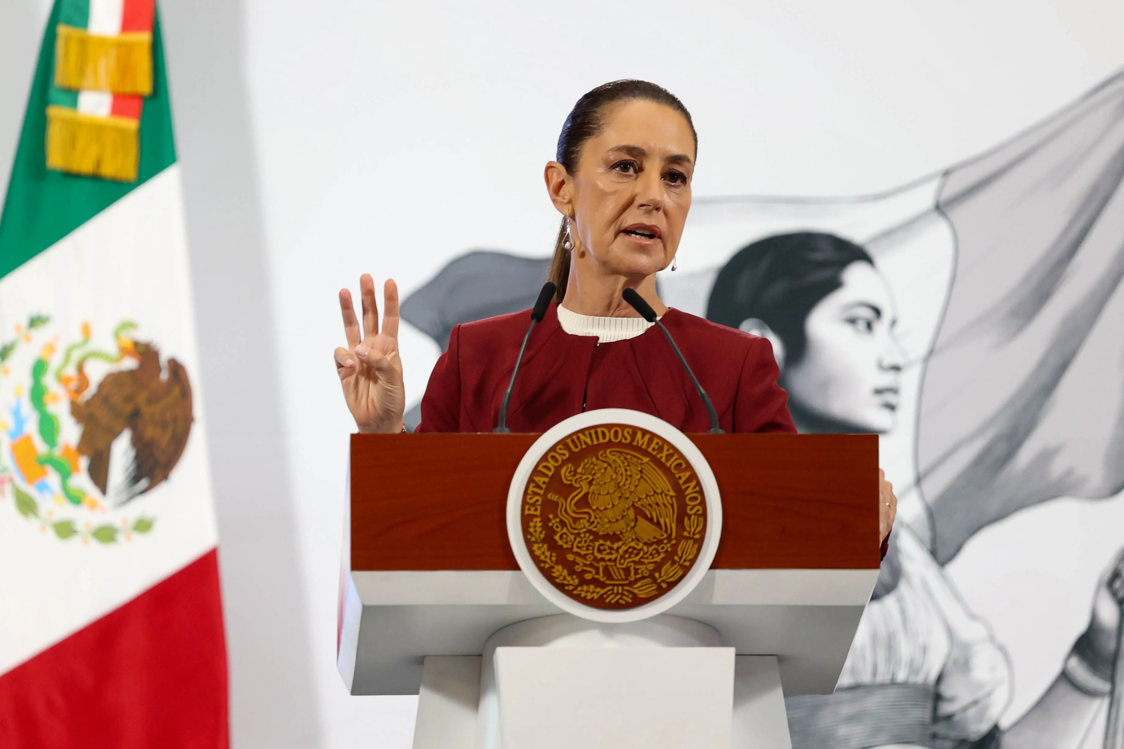 Sheinbaum dijo que se mantiene activo un portafolio de inversión extranjera superior a los 298,000 millones de dólares. Presidencia.
