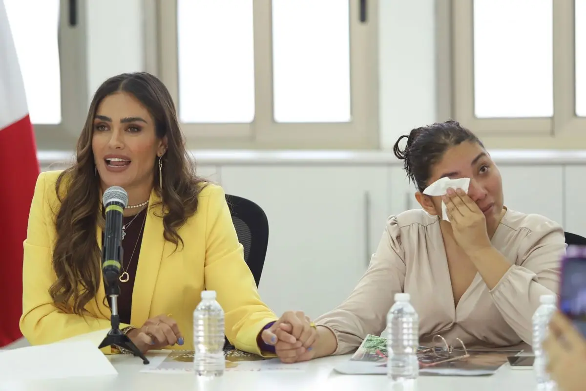 Alessandra Rojo de la Vega, alcaldesa de Cuauhtémoc, acompañada de Erika Torbellín Cuartoscuro