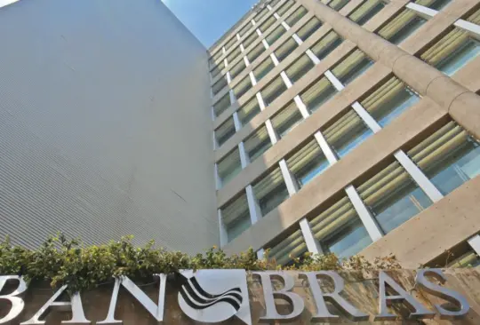 Banobras colocó exitosamente 20 mil millones de pesos en bonos. Banobras colocó exitosamente 20 mil millones de pesos en bonos.
