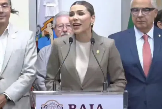 Opositores han exigido a la morenista que explique el retiro de su visa. Opositores han exigido a la morenista que explique el retiro de su visa.