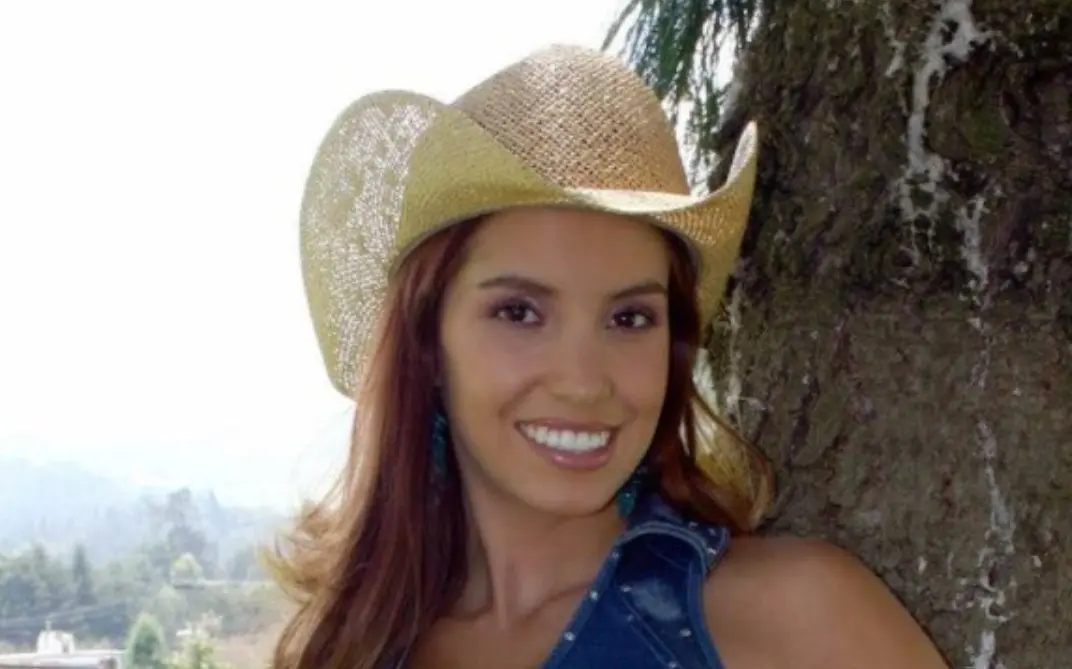 Formó parte de varias telenovelas de TV Azteca, como 'Súbete a mi moto', 'La heredera', 'Machos' y 'Top Models'.