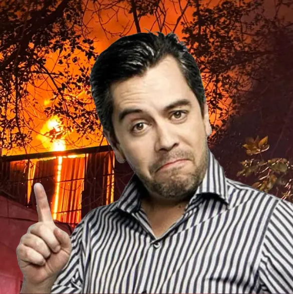 Brutal incendio consume escuela de actuación de Carlos Espejel en Azcapotzalco