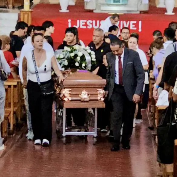 Familiares y amigos despiden a Valeria Márquez con misa de cuerpo presente