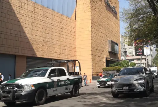 Trabajador cae y muere en Palacio de Hierro de Polanco Trabajador cae y muere en Palacio de Hierro de Polanco