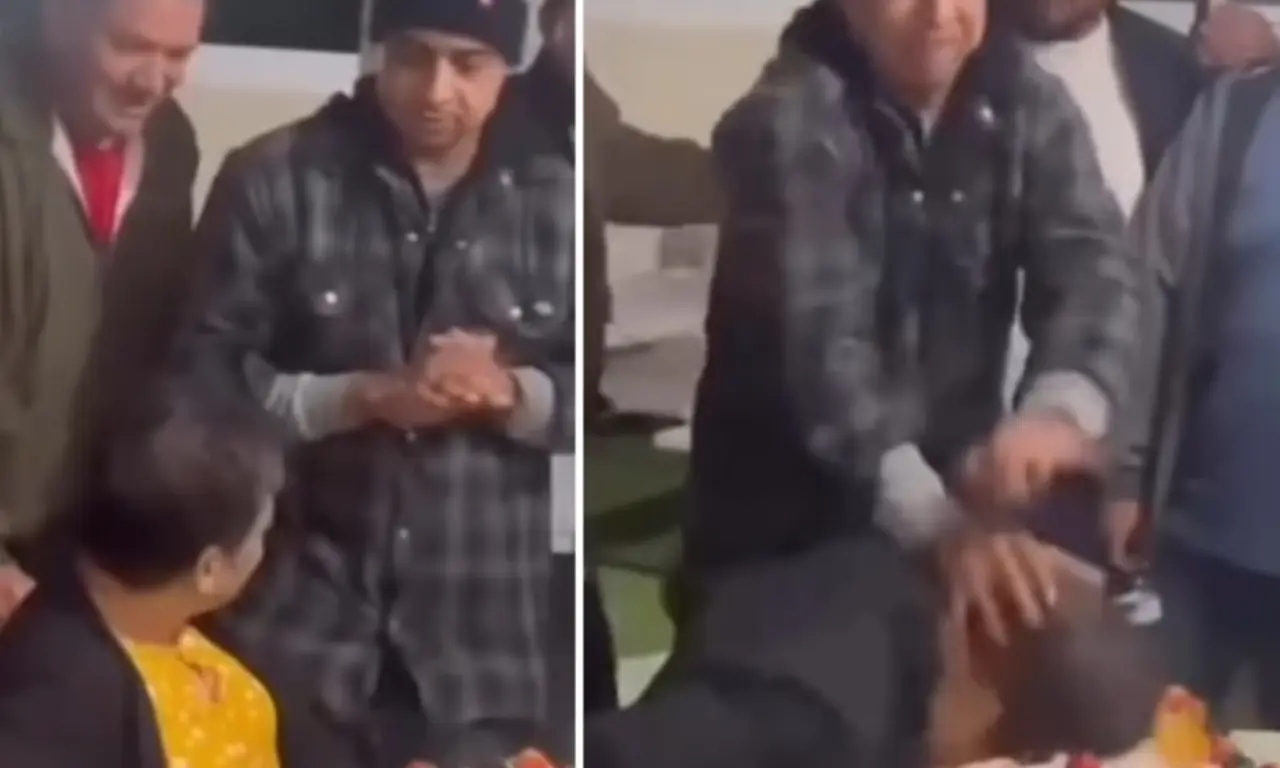  La escena causó indignación en internet. 