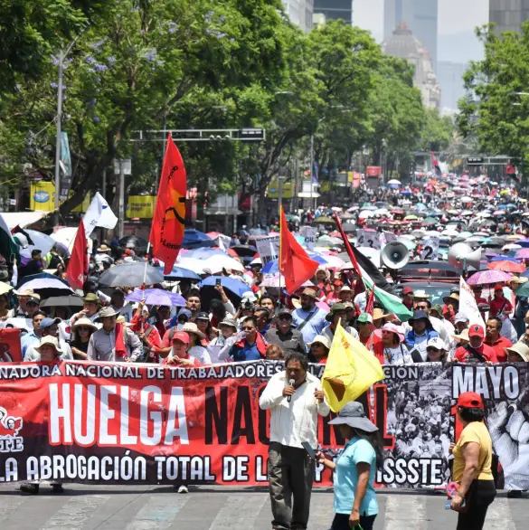 CNTE bloquea Reforma y Circuito Interior: exigen 100% de aumento salarial y fin a Ley del ISSSTE