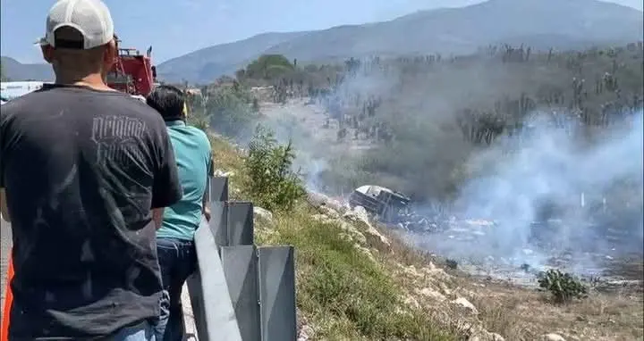 Brutal accidente en autopista Cuacnolapan-Oaxaca Especial