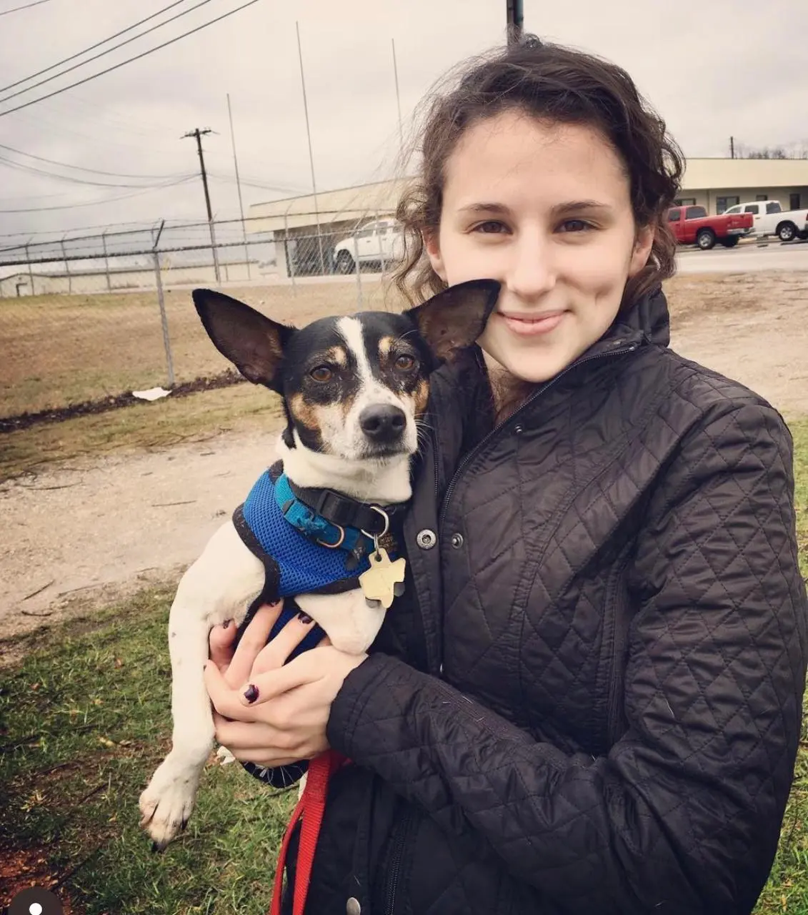 Participó como asistente de producción en la película 'El arte de la autodefensa', colaborando con su hermano Jesse Eisenberg.