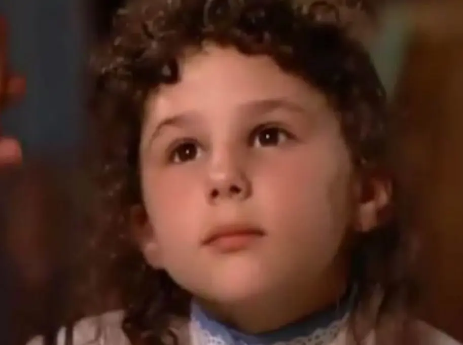 Hallie Eisenberg fue la encargada de dar vida a Helen Keller en la película del 2000. ¿Qué fue de ella?<br>