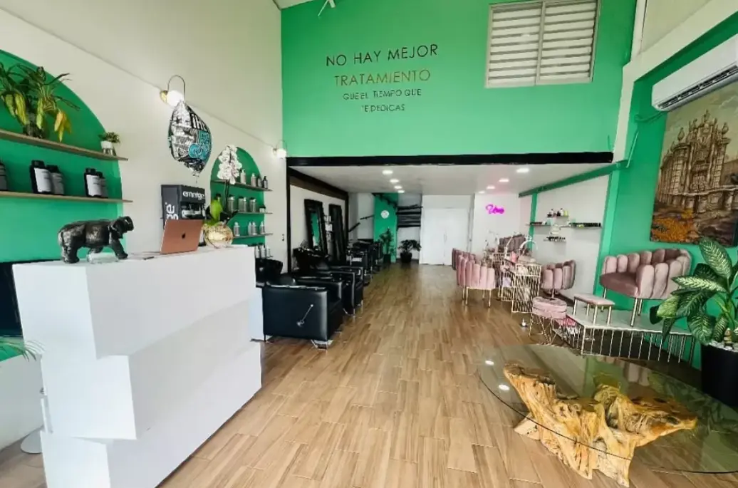 En el Blossom the Beauty Lounge fue asesinada. Especial.