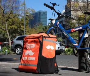 Repartidor de Rappi amenaza con no entregar pedidos si no le dan propina