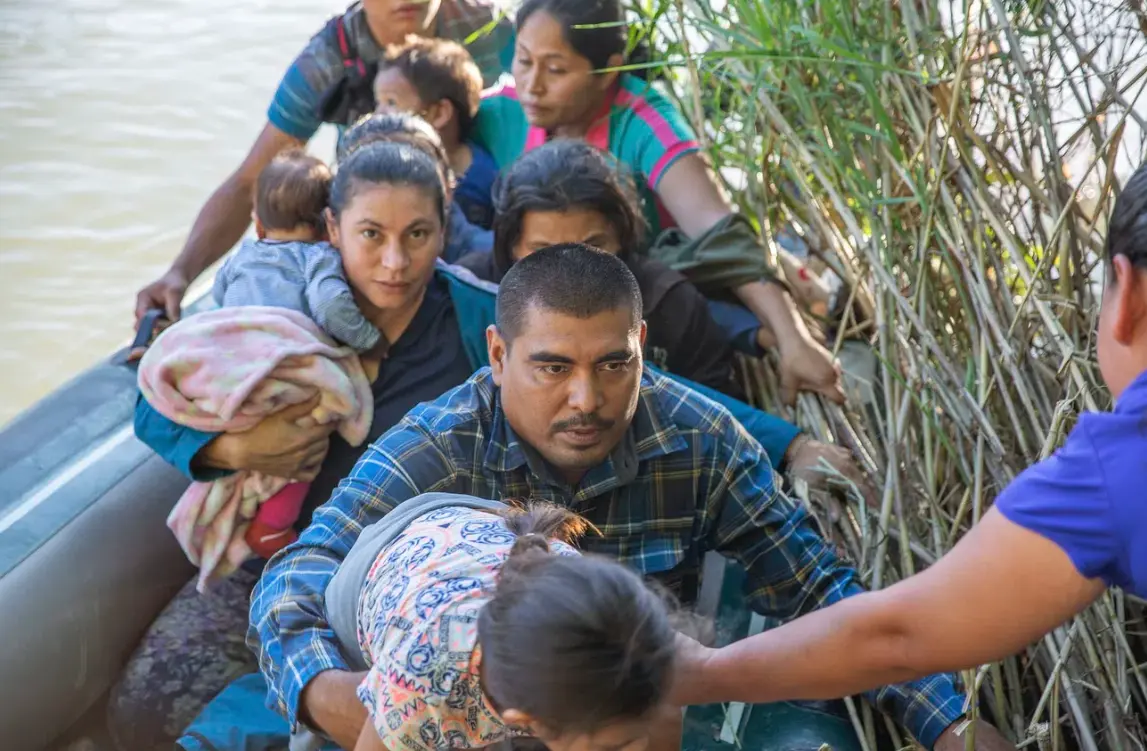 Los migrantes competirían en varias pruebas para poder obtener la ciudandanía. Especial.
