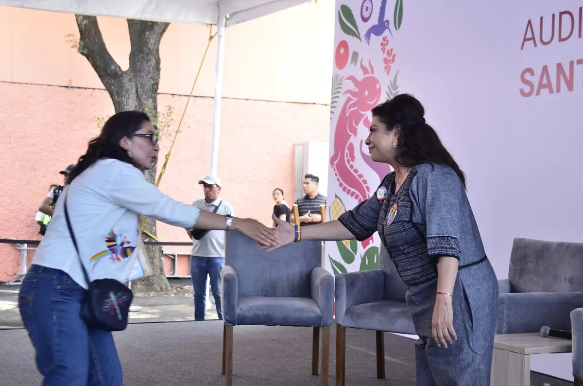 Clara Brugada Molina, encabezó en Santa Úrsula Coapa la primera Audiencia Ciudadana. Cortesía
