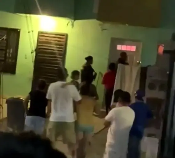 Policías de Escobedo disparan a joven Especial