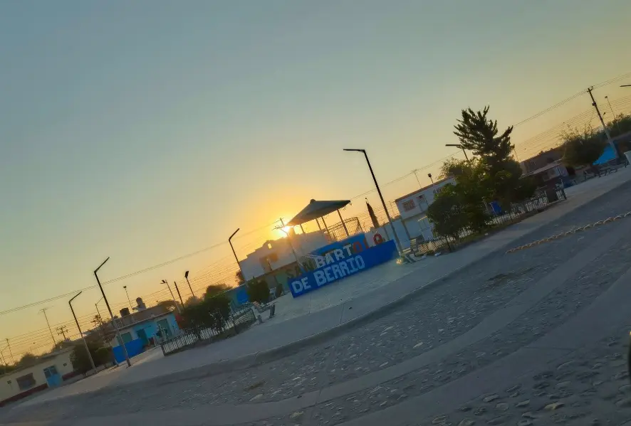 El ataque ocurrió frente a la iglesia principal. Facebook.