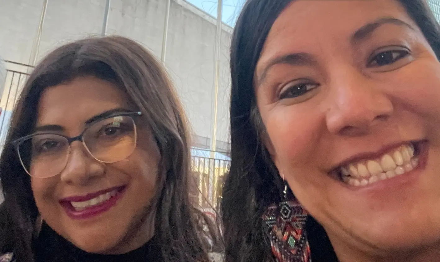 Ximena Guzmán junto a Clara Brugada. Facebook: Ximena Guzmán Cuevas.