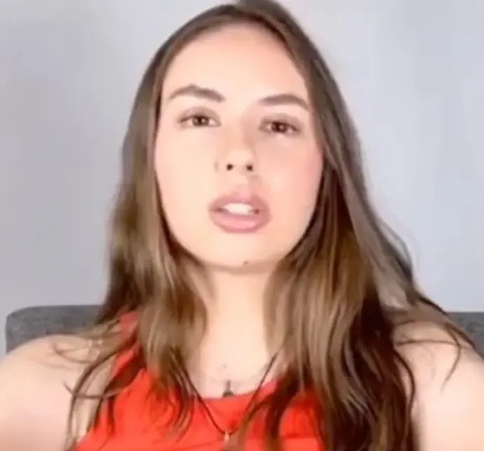 Alexa Hoffman denuncia a su hermana Instagram
