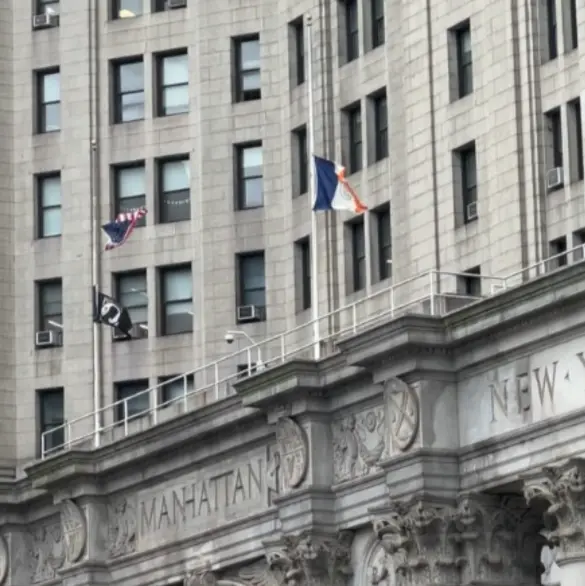 Con banderas a media asta, Nueva York rinde homenaje a víctimas del Buque Cuauhtémoc 