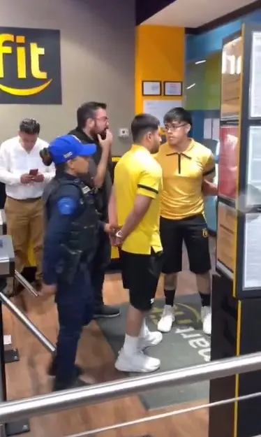 Detienen a empleados de Smart Fit Especial